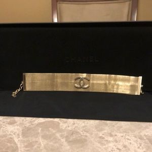 CHANEL Choker